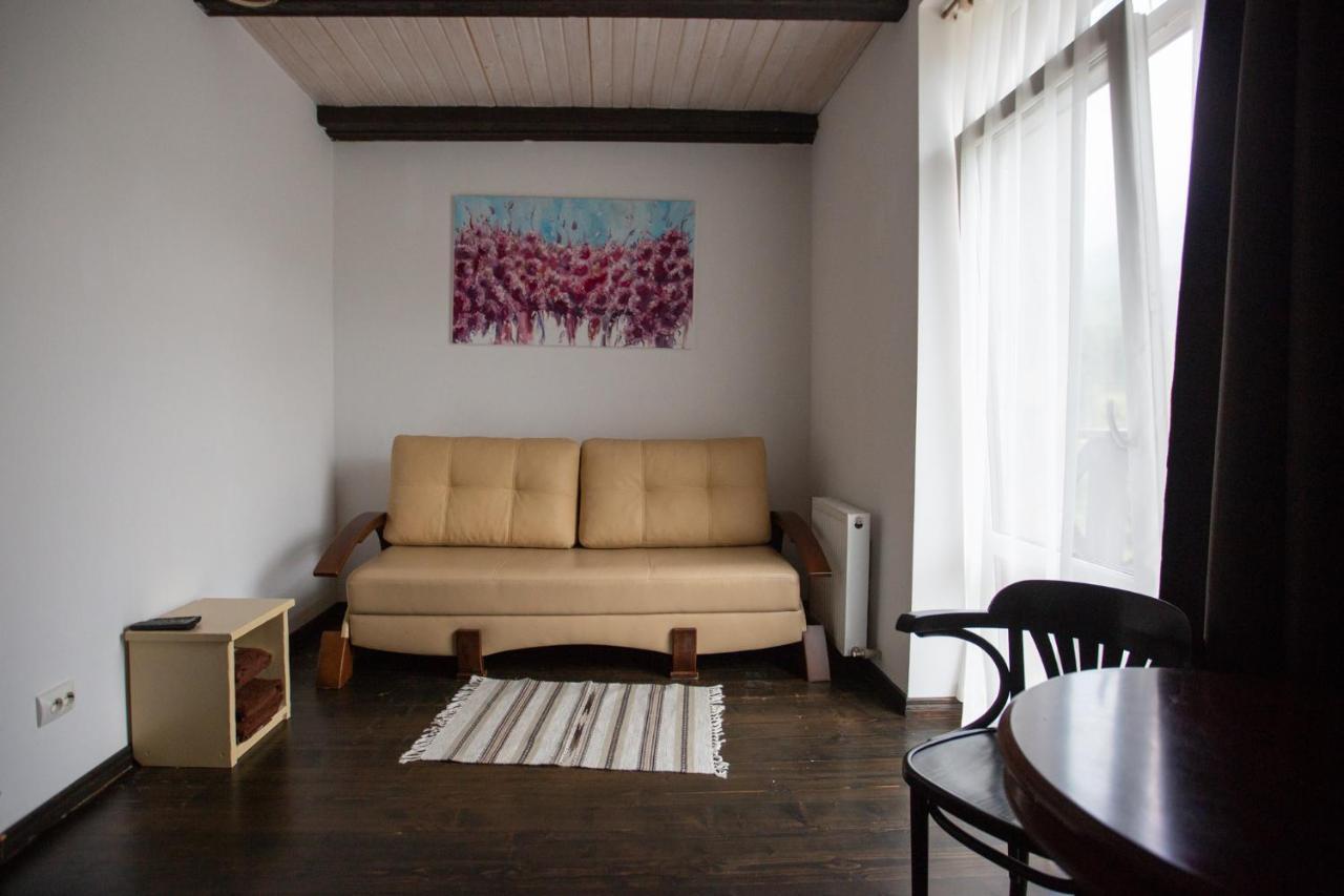 Villa Billa Tatariv Bagian luar foto